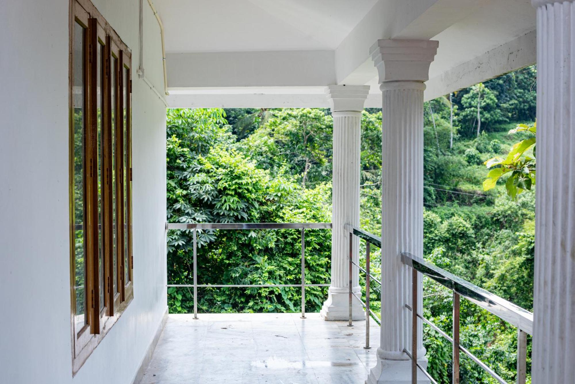 Aruvikuzhy Waterfalls Villa Kozhancheri Esterno foto