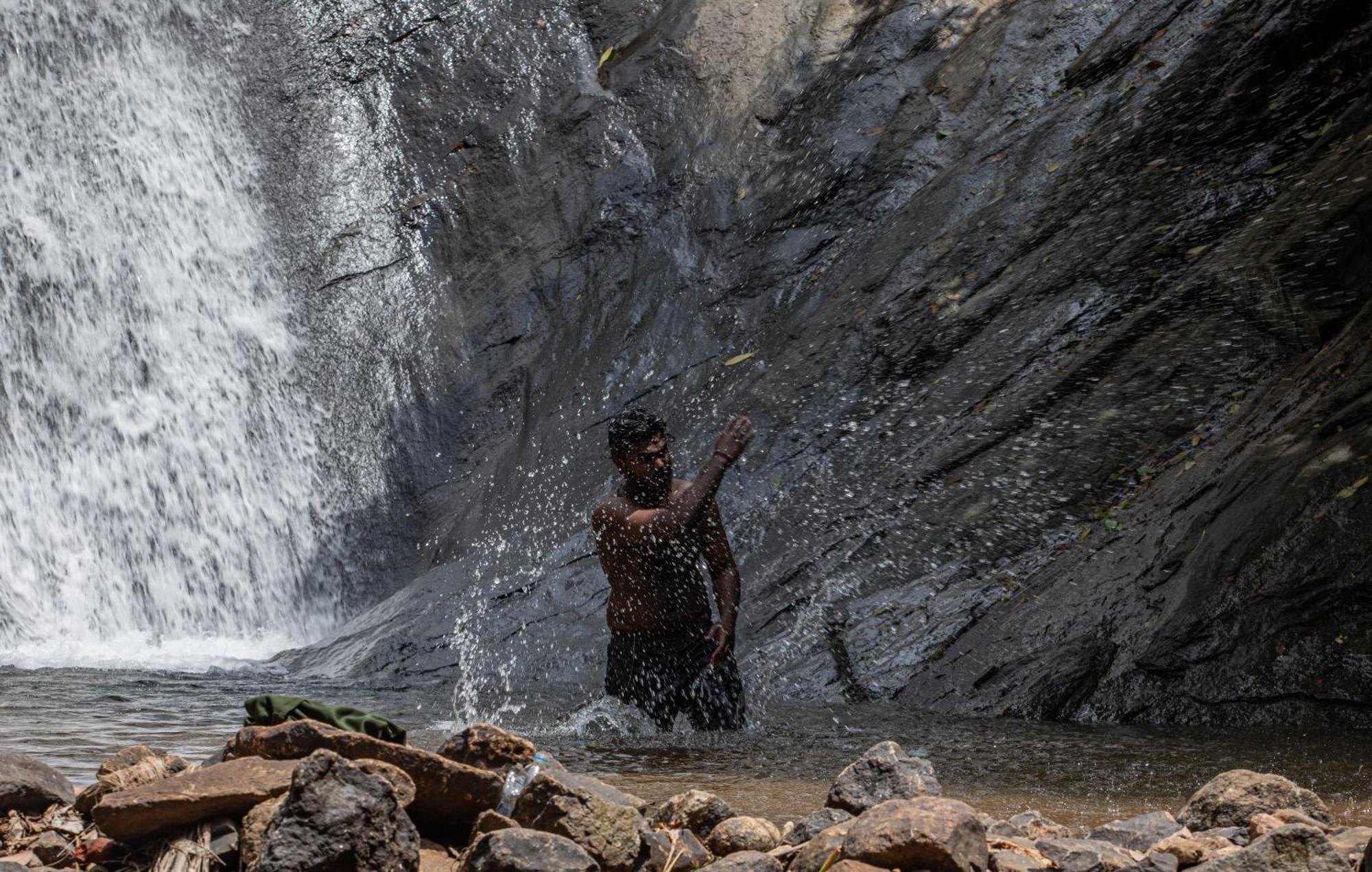 Aruvikuzhy Waterfalls Villa Kozhancheri Esterno foto